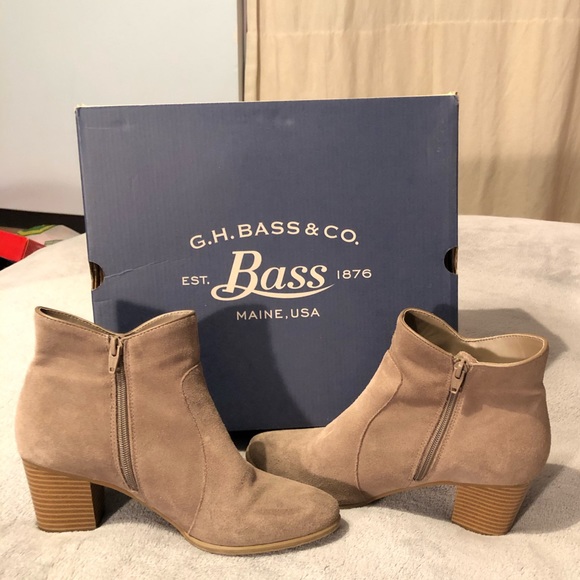 Bass Ankle Boots - Picture 1 of 3